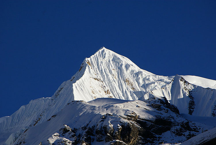 singu-chuli-peak-climbing